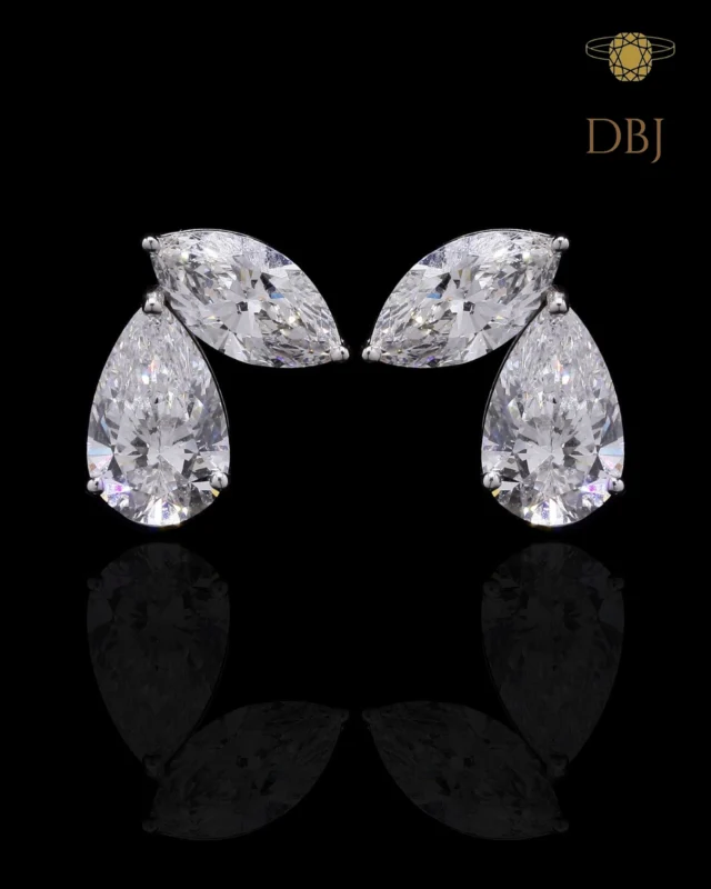 Timeless elegance in every sparkle. ✨ These DBJ solitaire earrings are a must-have for your jewelry collection!

#DBJJewelry #SolitaireEarrings #TimelessElegance #DiamondJewelry #LuxuryJewelry #MinimalistGlam #SparkleAndShine #EverydayLuxury #JewelryGoals #ClassicStyle