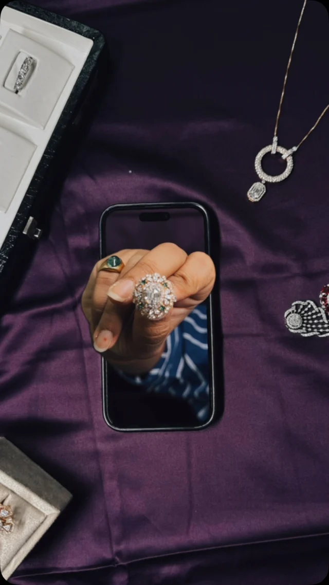 Where brilliance meets bold — a perfect blend of diamond sparkle and emerald elegance. 💎💚

#DiamondAndEmerald #StatementRing #LuxuryJewelry #DBJJewelry #BoldElegance #FineJewels #GemstoneGlow #RingGoals #CraftedToShine #TimelessStyle