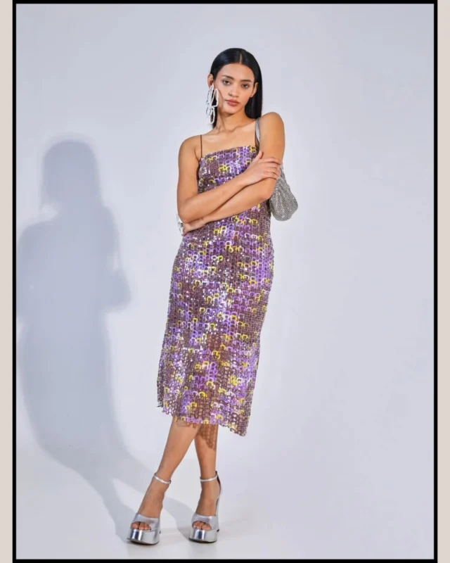 ✨ Make every move sparkle ✨
Turn heads in our sequin-studded lilac midi dress – where bold glamour meets effortless elegance. Perfect for those nights when you want all eyes on you. 💜🌟

#AutographWomen #SlayWithSequins #PartyPerfect #EveningGlam #ShineOn #BoldAndBeautiful #SequinStyle #AutographLook #StatementStyle #DressToImpress #GlamGoals #FashionFierce #WomenWithStyle #AutographOfficial