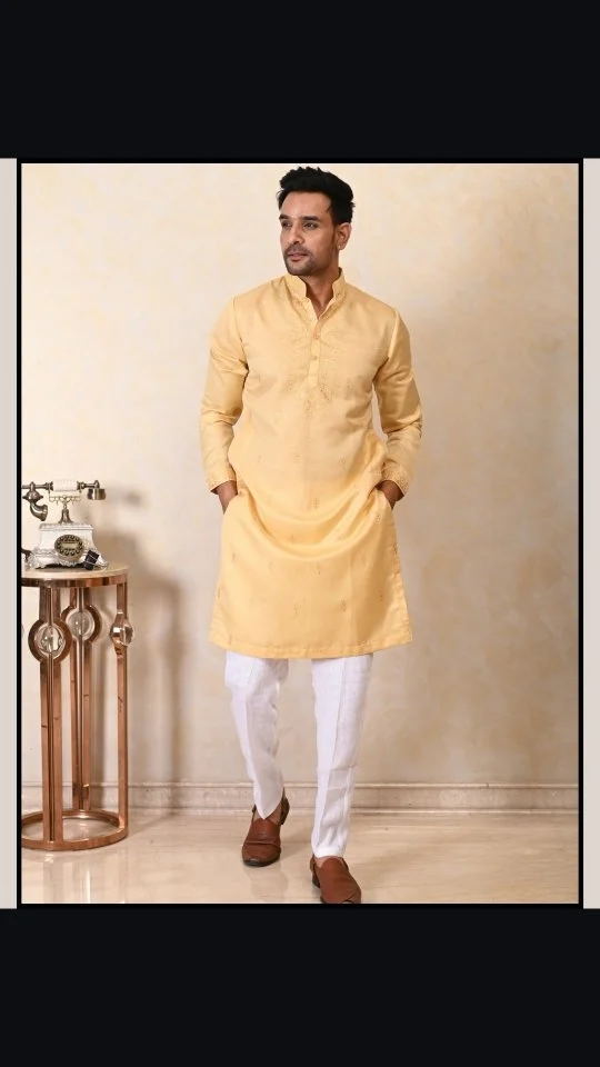 Elevate your ethnic style with this pastel yellow embroidered kurta for men by Autograph Man. Designed for comfort and elegance, this men’s traditional kurta is perfect for weddings, festivals, and special occasions.Shop the best men’s ethnic kurta online and redefine your wardrobe in timeless fashion. ✨

#MensKurta #YellowKurtaForMen #FestiveKurtaMen #IndianTraditionalWear #MensKurtaDesign #WeddingKurtaForMen #EmbroideredKurta #EthnicWearForMen #viral#AutographMan #PrintedKurta #MensEthnicWear #DesiSwag #ModernTradition #KurtaStyle #FestiveFit #EthnicVibes #MensFashionIndia #StyleStatement #IndoFusion #OOTDIndia #KurtaLook #MenswearTrend