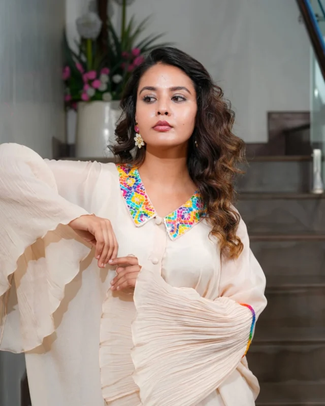 Redefining contemporary elegance with the charm of effortless layering. ✨
This cape set from Autograph Man blends bold design with timeless sophistication made for moments that demand attention and confidence.[AutographMan, LuxuryMenswear, ModernElegance, DesignerOutfit, StatementStyle, ContemporaryMenswear, TimelessFashion, FashionWithPurpose, SignatureStyle]