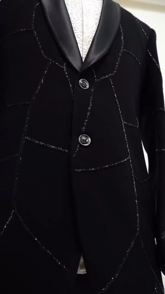 Crafted for attention. Styled for impact. Autograph Man | Women is where elegance meets rebellion.#autographedlook #premiumfashionindia #jaipurfashionhouse #boldandmodern #indianethnicfusion[modern designer wear, luxury fashion india, bold ethnic styles, signature fashion india, statement outfits]